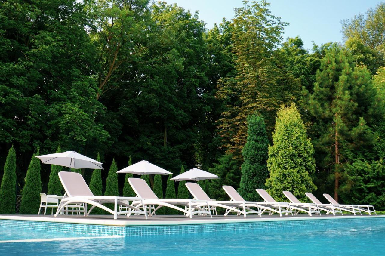 Villa Park Med. & Spa 시에초시네크 외부 사진